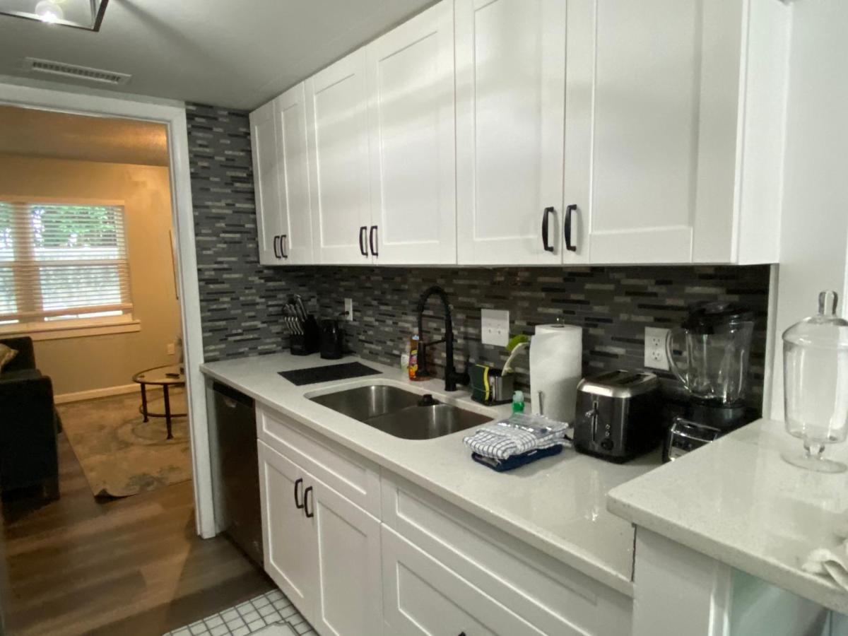 Hhi Homes- Newly Renovated Cozy Modern Pet-Friendly Villa-Ideal Location Île de Hilton-Head Extérieur photo
